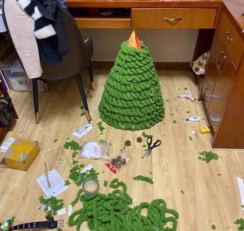 探秘部落冲突圣诞树的成长之路（了解部落冲突圣诞树的获得方式和发展过程）
